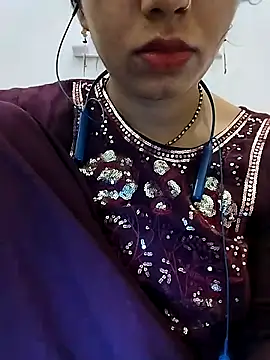 Snapshot of Simaran_bhabhi chatting on 03-20-26, 01:43 Simaran bhabhi online show from 03-20-26, 01:43