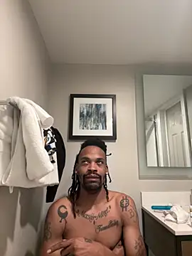 Snapshot of 1BeautyN1Beast chatting on 11-06-25, 01:12 1BeautyN1Beast online show from 11-06-25, 01:12