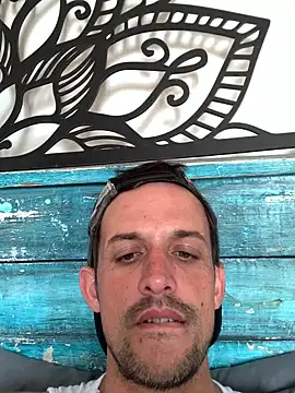 tincho221984 online show from 09-19-25, 03:13
