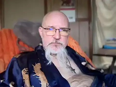 Snapshot of jonssmithe chatting on 03-16-25, 10:31 jonssmithe online show from 03-16-25, 10:31