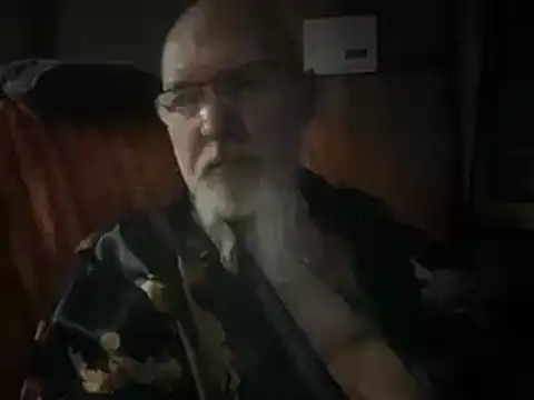Snapshot of jonssmithe chatting on 03-17-25, 01:35 jonssmithe online show from 03-17-25, 01:35