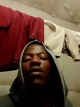 Snapshot of Disturbance27 chatting on 10-30-25, 07:47 Disturbance27 online show from 10-30-25, 07:47