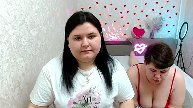 BeckyAndHellen online show from 02-26-25, 11:30