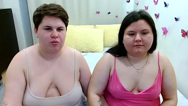 BeckyAndHellen online show from 10-04-25, 02:48