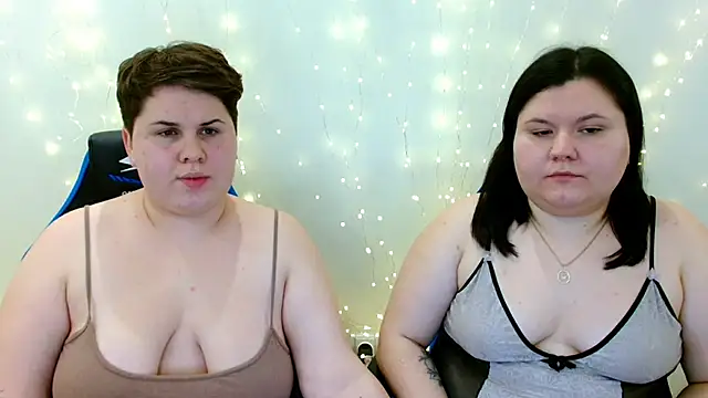 BeckyAndHellen online show from 12-13-25, 09:20