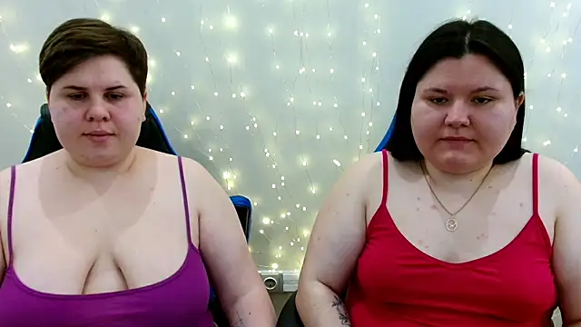 BeckyAndHellen online show from 04-30-26, 12:33