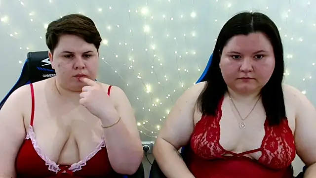 BeckyAndHellen online show from 06-17-26, 10:17