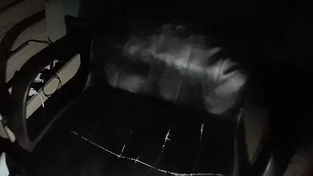 Snapshot of MartaMoon96 chatting on 12-17-25, 07:09 MartaMoon96 online show from 12-17-25, 07:09