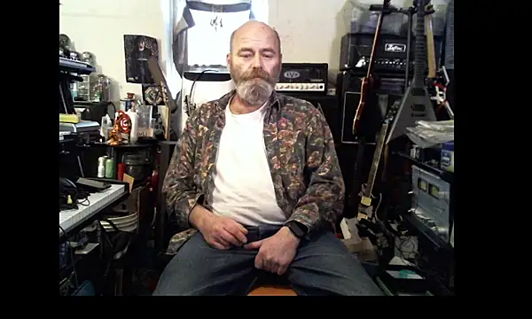 SirGarMack online show from 02-23-26, 05:10