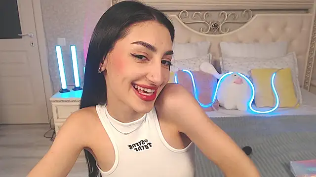 Lina Robbins online show from 03-11-26, 01:55