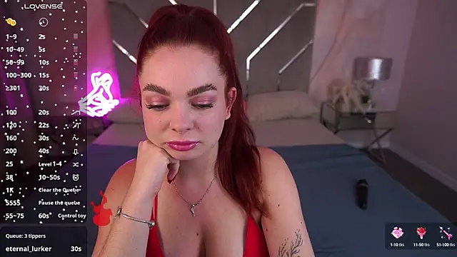 Snapshot of CarolinaDia chatting on 03-16-25, 05:25 CarolinaDia online show from 03-16-25, 05:25