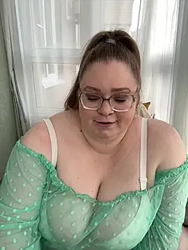 Chloe WS online show from 12-27-24, 09:39