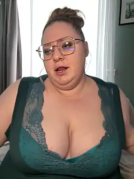 Chloe WS online show from 02-21-25, 12:50