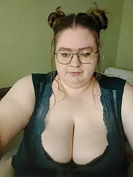 Chloe WS online show from 09-19-25, 04:58