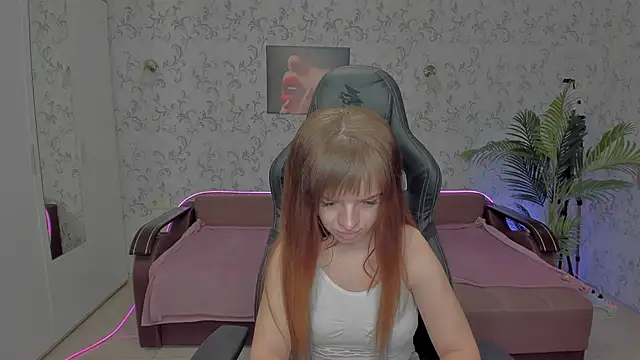 Eva Rosec online show from 12-12-24, 01:06