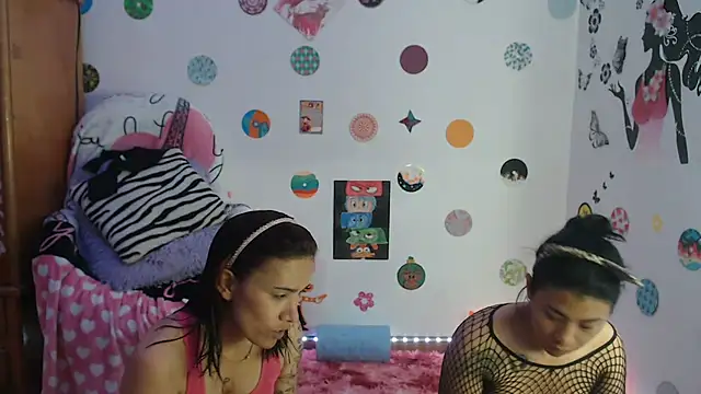 Yaumiko online show from 02-13-25, 12:32