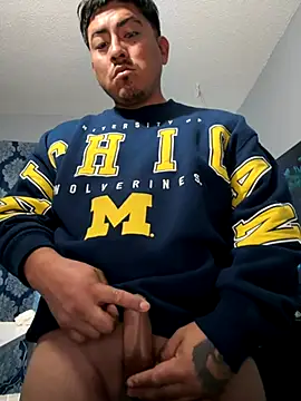 Luisrtrrr online show from 10-21-25, 01:12