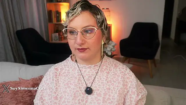 Ximenna Cruz online show from 03-19-26, 09:52