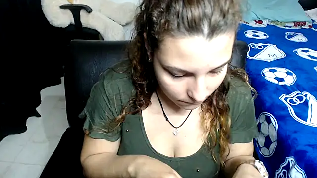 alexia 87 online show from 12-30-24, 02:09