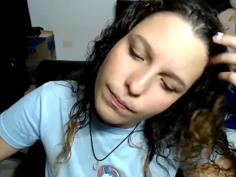 alexia 87 online show from 01-04-25, 02:25