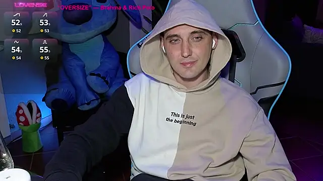 Snapshot of Gil_gamesh90 chatting on 10-08-25, 04:59 Gil gamesh90 online show from 10-08-25, 04:59