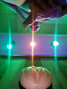 RomWoolf online show from 02-24-25, 07:19