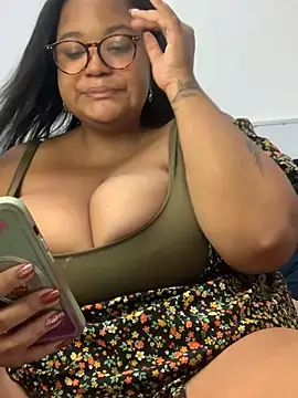 SweetLizzyBBW online show from 08-04-26, 10:45