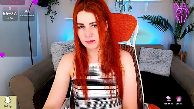 YrKiraXO online show from 02-04-25, 10:32