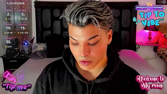 Snapshot of angels_srednal chatting on 12-06-24, 04:17 angels srednal online show from 12-06-24, 04:17