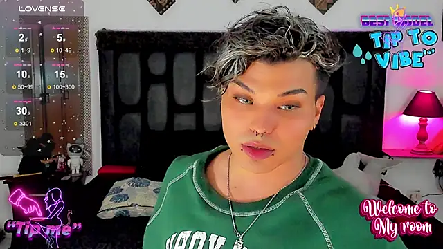 Snapshot of angels_srednal chatting on 12-14-24, 12:33 angels srednal online show from 12-14-24, 12:33