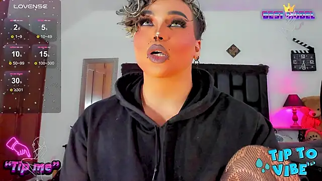 Snapshot of angels_srednal chatting on 12-22-24, 06:59 angels srednal online show from 12-22-24, 06:59