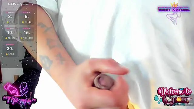 Snapshot of angels_srednal chatting on 12-23-24, 04:39 angels srednal online show from 12-23-24, 04:39