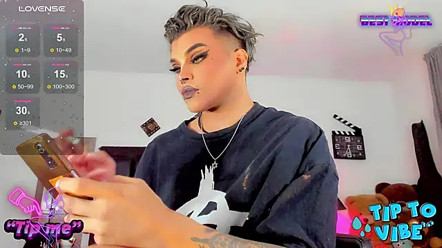 Snapshot of angels_srednal chatting on 01-07-25, 06:56 angels srednal online show from 01-07-25, 06:56