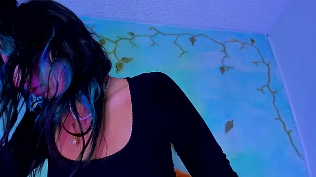 Snapshot of SaturnooStonee chatting on 02-10-26, 12:37 SaturnooStonee online show from 02-10-26, 12:37