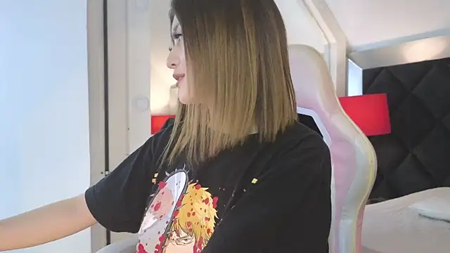 Angela Torres  online show from 10-13-25, 03:34