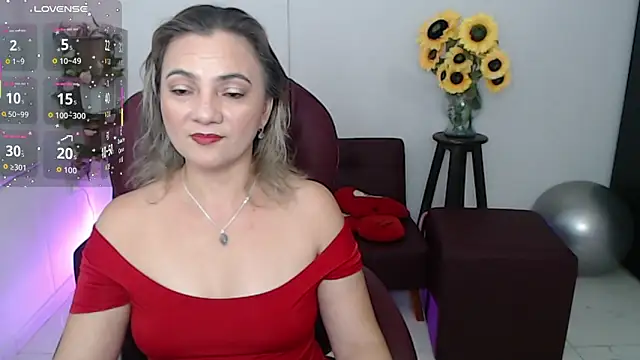 Snapshot of ana_milf chatting on 04-08-26, 01:22 ana milf online show from 04-08-26, 01:22