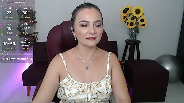 Snapshot of ana_milf chatting on 04-13-26, 12:54 ana milf online show from 04-13-26, 12:54