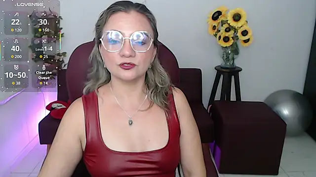 Snapshot of ana_milf chatting on 04-15-26, 07:58 ana milf online show from 04-15-26, 07:58