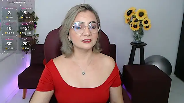 Snapshot of ana_milf chatting on 05-08-26, 01:38 ana milf online show from 05-08-26, 01:38