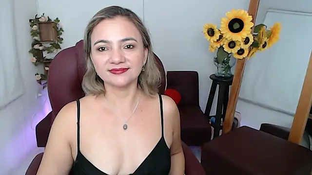 ana milf online show from 06-25-26, 12:53