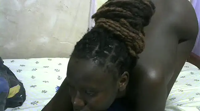 sexy butty  online show from 12-13-24, 07:43