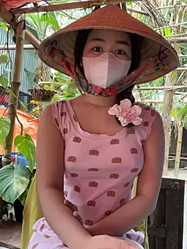 BabyThree  online show from 01-02-25, 07:12