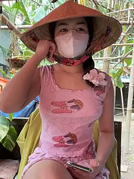 BabyThree  online show from 01-03-25, 05:39