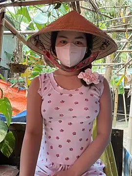 BabyThree  online show from 01-07-25, 07:52