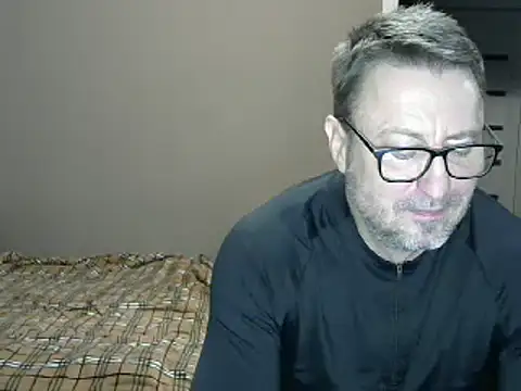 HarrySnake online show from 12-16-24, 05:22