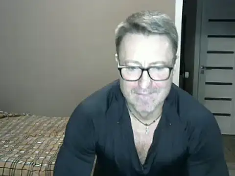 HarrySnake online show from 12-19-24, 02:13