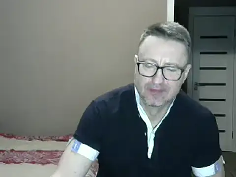 HarrySnake online show from 12-30-24, 04:08
