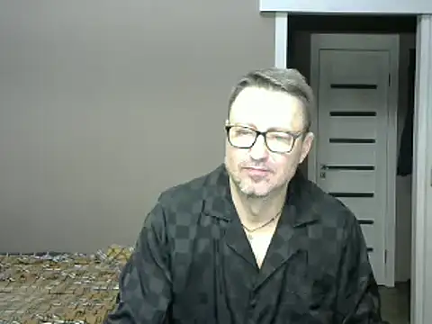 HarrySnake online show from 01-19-25, 02:49