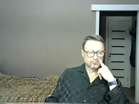 HarrySnake online show from 01-19-25, 08:51