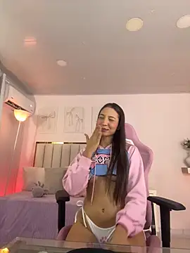 Snapshot of Cristall_Bunny chatting on 11-03-25, 12:24 Cristall Bunny online show from 11-03-25, 12:24